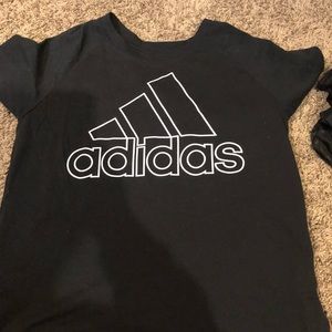 Girls under armour t shirt